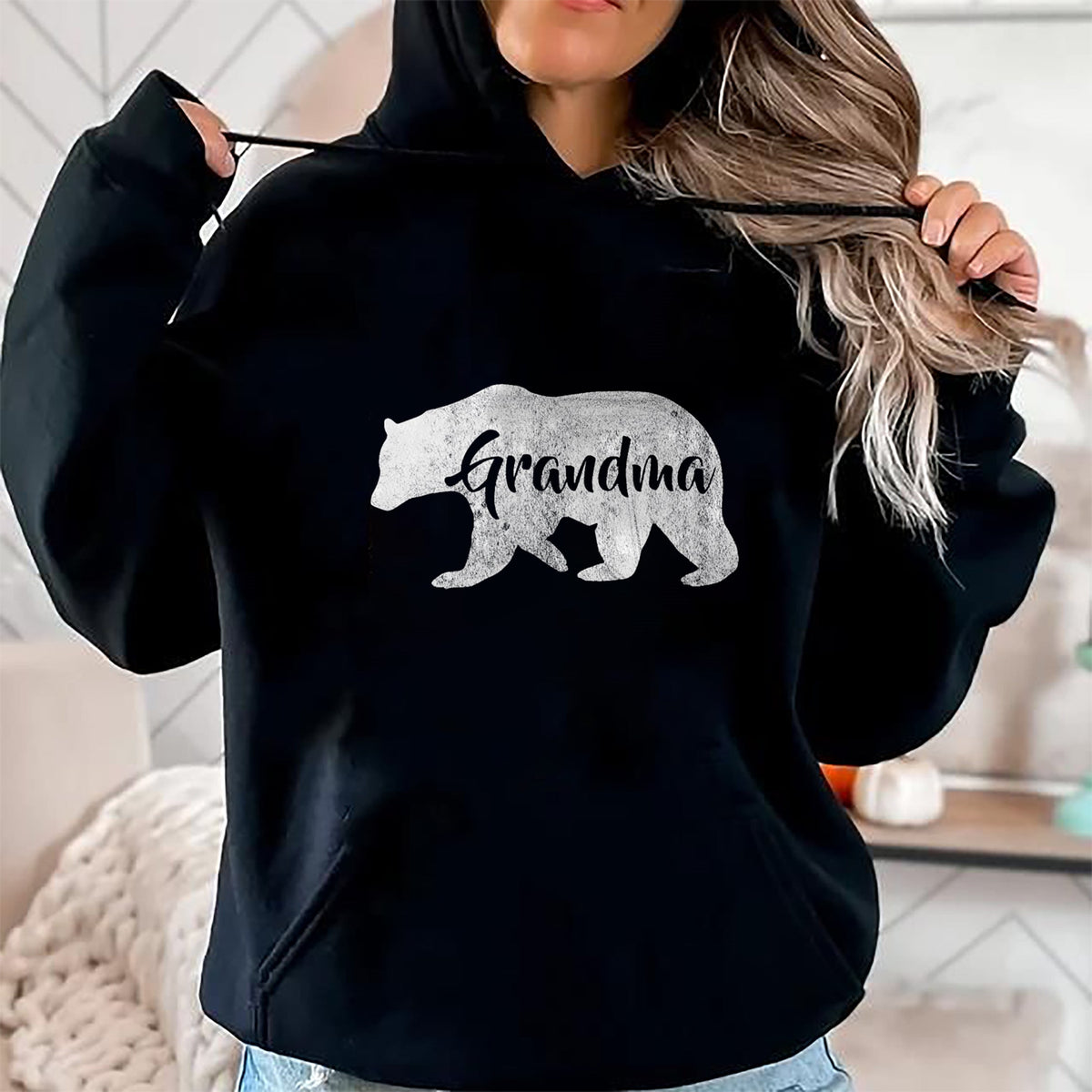 Best Grandma Shirt, Proud Grandma Unisex T-Shirt/Hoodie/Sweatshirt HLT00 - Women's Grandma Bear T-Shirt Outdoors Family Tee for Grandma T-Shirt