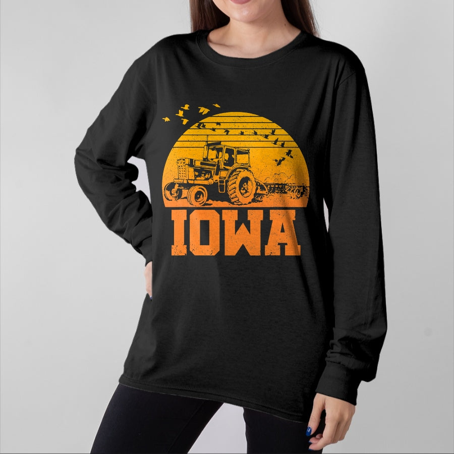 Best Farmer Life Shirt, Funny Farmer UnisexT-Shirt/Hoodie/Sweatshirt HLT00 - Iowa T-Shirt - Vintage Retro Tractor Farmer Shirt Gift T-Shirt